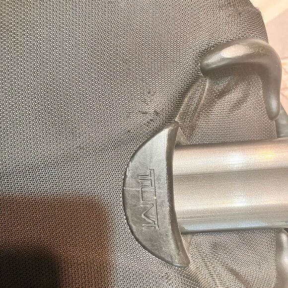 TUMI T-Tech Black Nylon 22" Rolling Carry-On Luggage - Picture 10 of 12